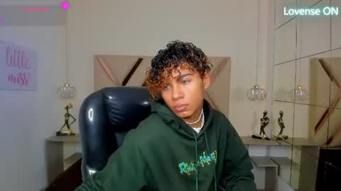 anyelotwink online show from 07-02-26, 04:29