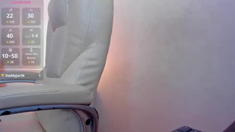 Anyi online show from 02-11-25, 03:29