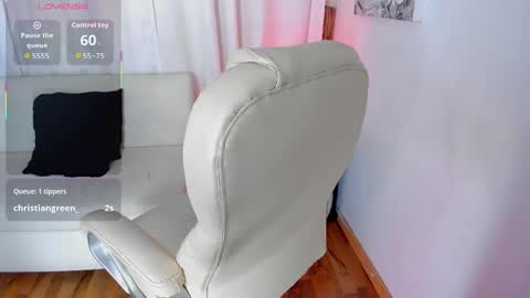 Anyi online show from 09-17-25, 12:18