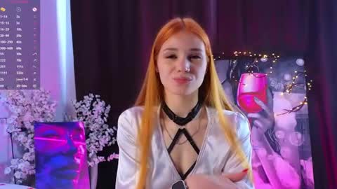 anylindsey online show from 06-12-26, 06:45