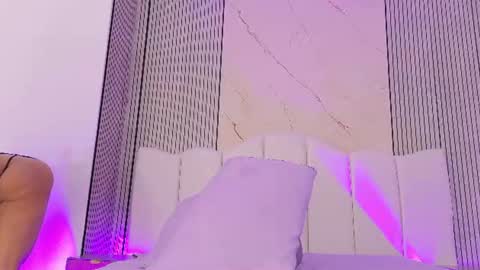 Snapshot of anzhelika_novick_ chatting on 07-15-26, 11:59 Chelmi online show from 07-15-26, 11:59