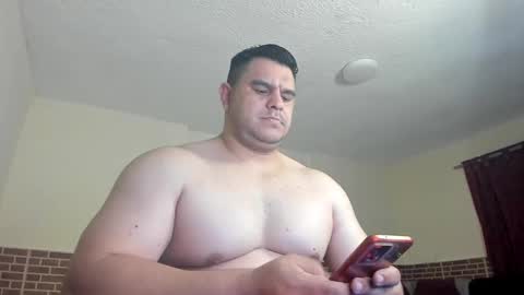 Snapshot of apholov chatting on 09-30-25, 05:34 follow me here you find me online show from 09-30-25, 05:34