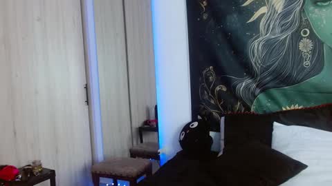 Snapshot of aphrodite__bloom chatting on 02-08-25, 05:08 aphrodite__bloom online show from 02-08-25, 05:08