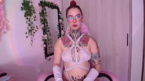 aphrodite__bloom online show from 04-28-26, 10:37