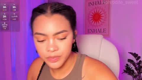 Snapshot of aphrodite_sweet chatting on 10-11-25, 06:39 Karla online show from 10-11-25, 06:39