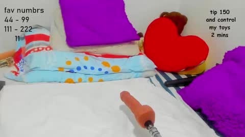 Tati  Colombian online show from 09-22-25, 05:42