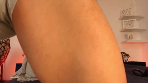 apolo_crus online show from 10-02-25, 05:03