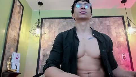 apolo_crus online show from 10-06-25, 03:37