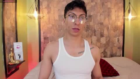 Snapshot of apolo_crus chatting on 04-17-26, 04:15 apolo_crus online show from 04-17-26, 04:15
