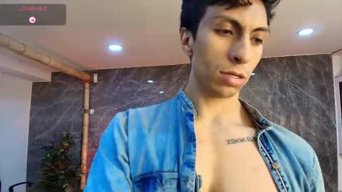 Snapshot of apolo_crus chatting on 05-22-26, 04:19 apolo_crus online show from 05-22-26, 04:19