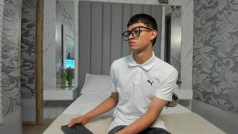   online show from 05-21-26, 02:40