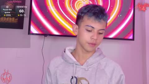 Apolo online show from 04-28-26, 02:27