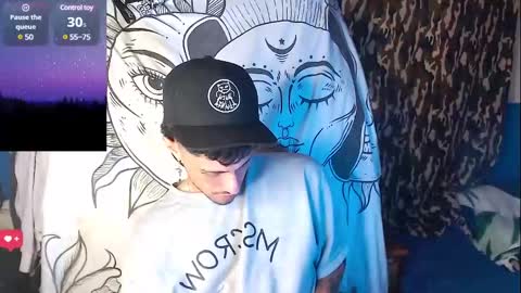 Snapshot of apolo_s chatting on 02-05-25, 04:37 Andres online show from 02-05-25, 04:37