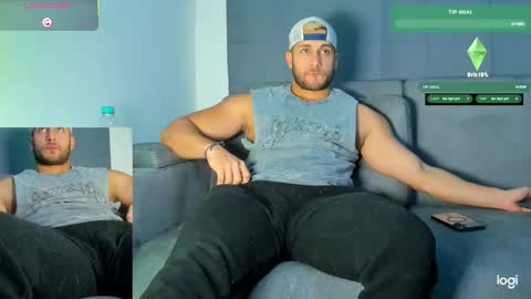 Snapshot of apolo_strange chatting on 10-16-25, 10:22 apolo_strange online show from 10-16-25, 10:22