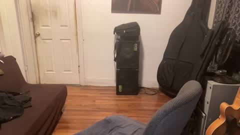 Snapshot of apostrphy chatting on 01-07-25, 12:45 Apostrphy online show from 01-07-25, 12:45