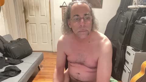 Snapshot of apostrphy chatting on 02-14-26, 12:07 Apostrphy online show from 02-14-26, 12:07