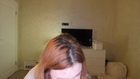 appleyummybuns online show from 02-10-26, 01:37