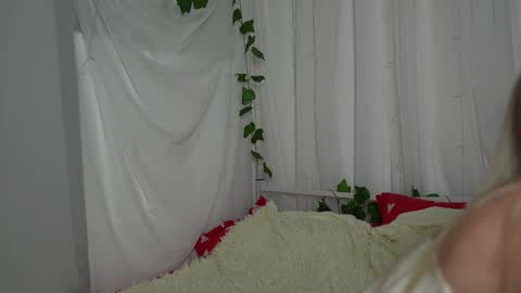 Snapshot of appr0ved chatting on 01-14-25, 03:04 REYNA my friend online show from 01-14-25, 03:04