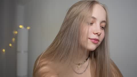 Snapshot of appr0ved chatting on 01-16-25, 02:30 REYNA my friend online show from 01-16-25, 02:30