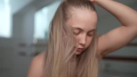 Snapshot of appr0ved chatting on 02-15-25, 08:44 REYNA my friend online show from 02-15-25, 08:44