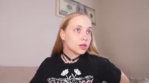  REYNA  my friend   online show from 06-26-26, 03:27