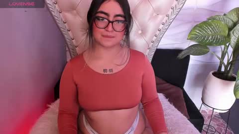 Snapshot of appril_foxx chatting on 09-13-25, 03:12 apprilfoxx online show from 09-13-25, 03:12