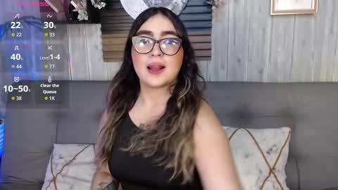 Snapshot of appril_foxx chatting on 09-26-25, 03:49 apprilfoxx online show from 09-26-25, 03:49