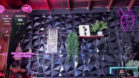 Snapshot of appril_foxx chatting on 12-21-25, 04:03 apprilfoxx online show from 12-21-25, 04:03