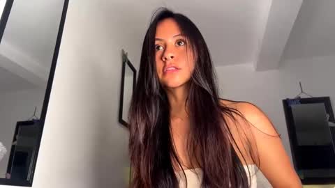 Anny online show from 10-12-25, 02:43