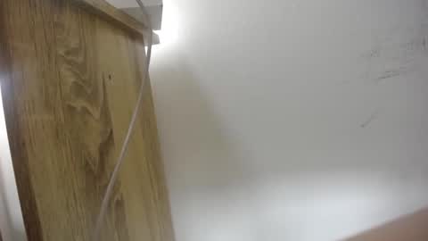 Snapshot of aprhillove chatting on 12-13-24, 02:05 Aprhillove online show from 12-13-24, 02:05