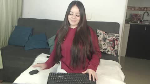 Snapshot of apriil_3 chatting on 11-12-25, 03:07 Abril Freelance Model online show from 11-12-25, 03:07