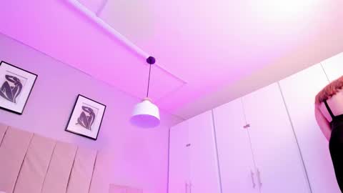 April online show from 03-11-25, 11:55