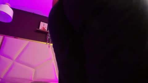 April online show from 10-17-25, 11:02