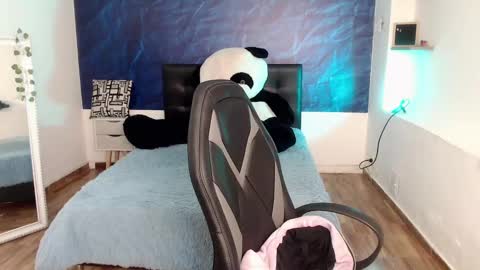  April  online show from 12-14-24, 07:03