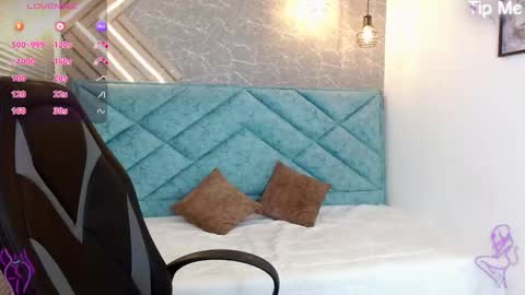  April  online show from 02-12-25, 12:22