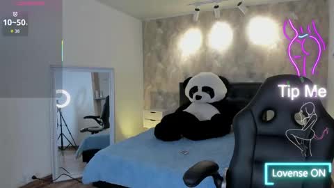  April  online show from 09-26-25, 11:58