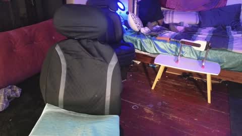 April Strife online show from 12-14-24, 11:23