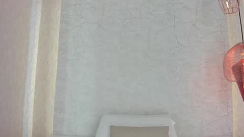 Snapshot of aprilalen chatting on 05-09-26, 12:32 April online show from 05-09-26, 12:32