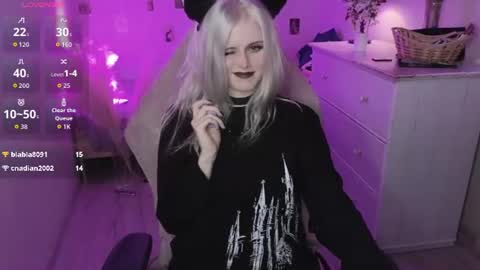 Hazy online show from 06-15-26, 06:04