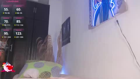          online show from 09-22-25, 01:02