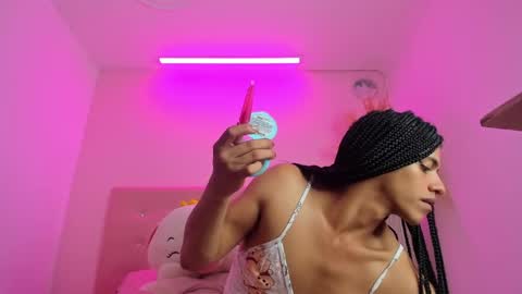 Snapshot of aprill_fox chatting on 02-20-25, 02:13 aprill_fox online show from 02-20-25, 02:13