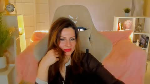 aprill_o_nill online show from 02-06-25, 04:47