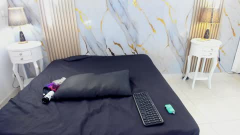 aprillross online show from 04-06-26, 12:39