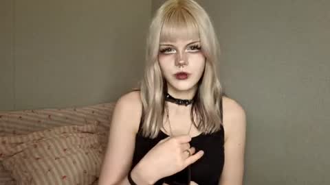 Alice D online show from 05-15-26, 05:53