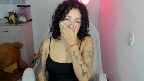 aqua emilly online show from 01-10-26, 10:47