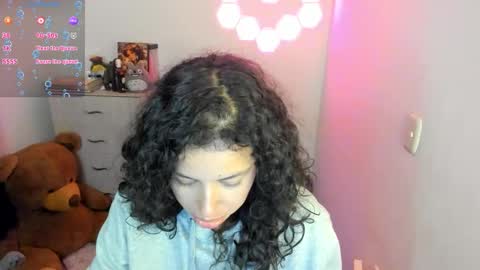 aqua emilly online show from 03-09-26, 10:58