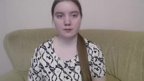 Josefin online show from 02-12-26, 07:36