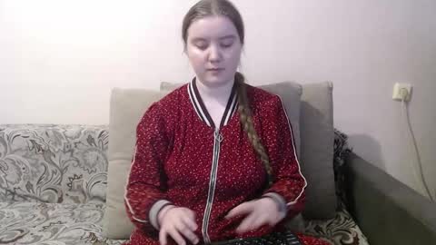 Josefin online show from 03-29-26, 08:36