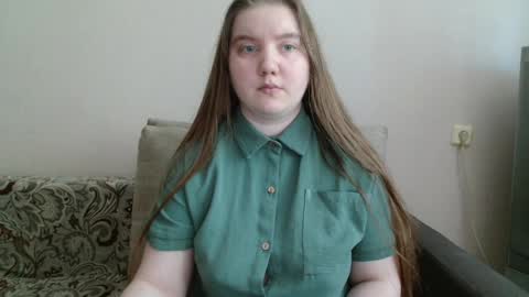 Snapshot of aquanarmin chatting on 06-06-26, 05:23 Josefin online show from 06-06-26, 05:23