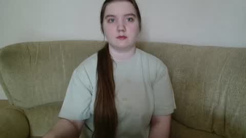 Snapshot of aquanarmin chatting on 06-27-26, 03:44 Josefin online show from 06-27-26, 03:44